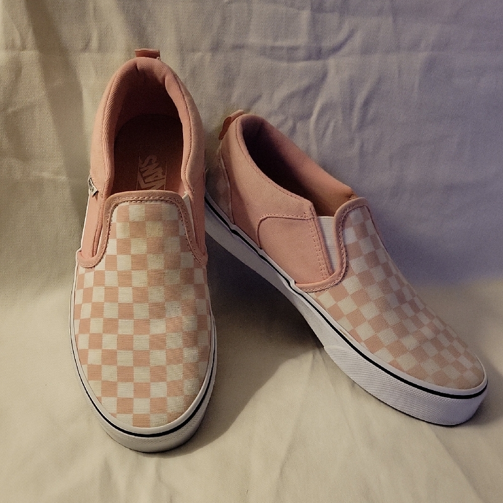 Missy Vans Off The Wall Checkerd Shoes Size 5.